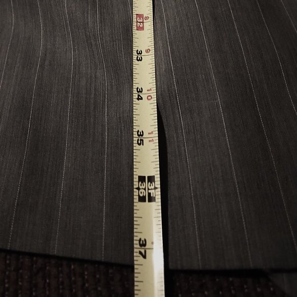 Emanuel Ungaro Men 2 Piece Light Gray Pin Stripped Suit 50L - Picture 16 of 16